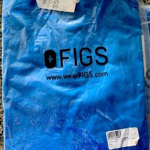 COPY - FIGS SMALL ROYAL BLUE CATARINA SCRUB TOP NWT